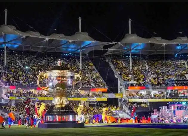IPL 2025: कोलकाता-मुंबई नहीं, इस स्टेडियम में खेला जाएगा फाइनल! पंजाब टीम की भी हुई बल्ले-बल्ले