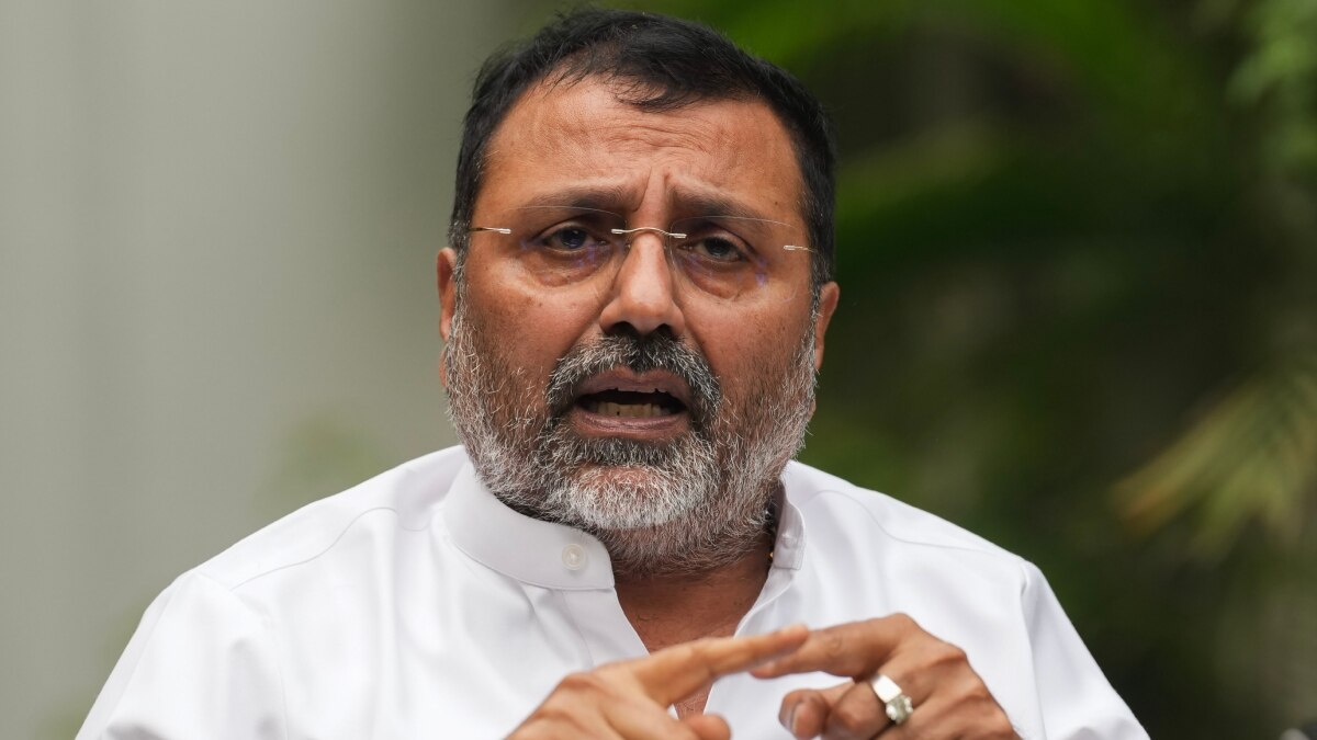 आतंकवाद पर निशिकांत दुबे ने ऐसा क्या कहा, जो पवन खेड़ा बोले- ‘सऊदी जाना है इसलिए…’